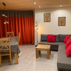 Myhome - Genepis 36 - Super T4 8 Pax Skis Aux Pieds - Val Claret , Tignes France